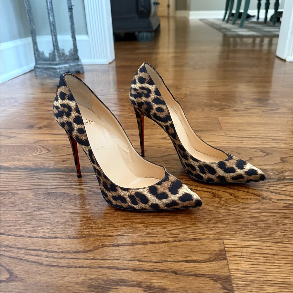 Christian Louboutin Pony Hair Leopard Print So Kate Pumps 40 (EUC)